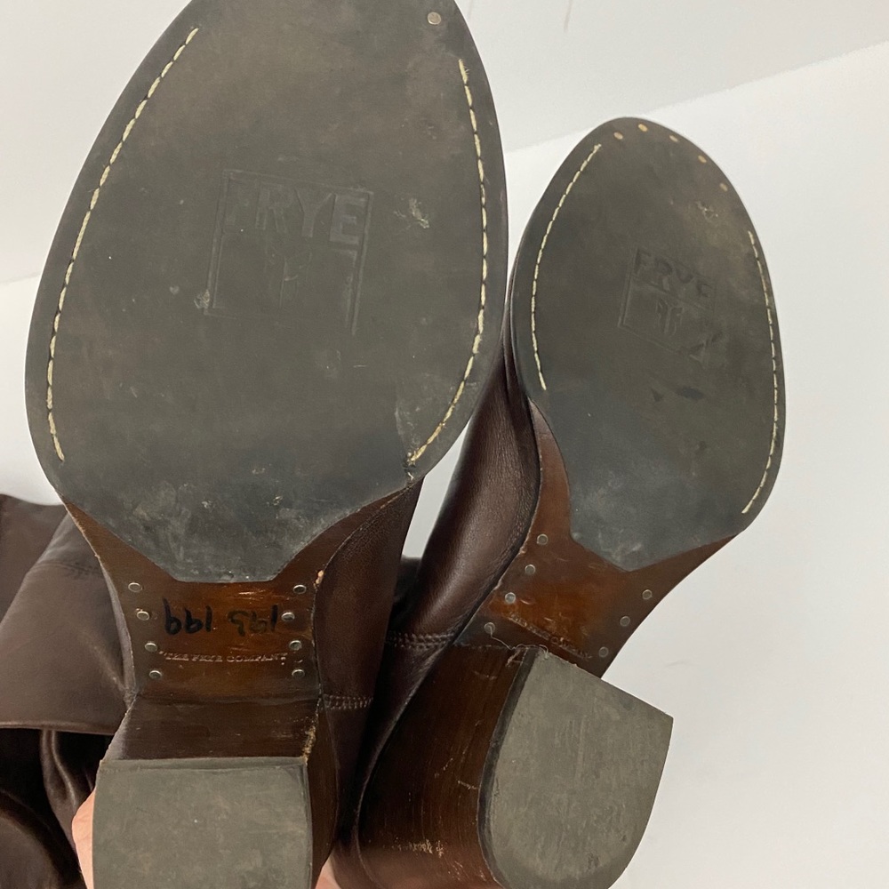 Frye • Rory Scrunch Boots - Picture 7 of 9